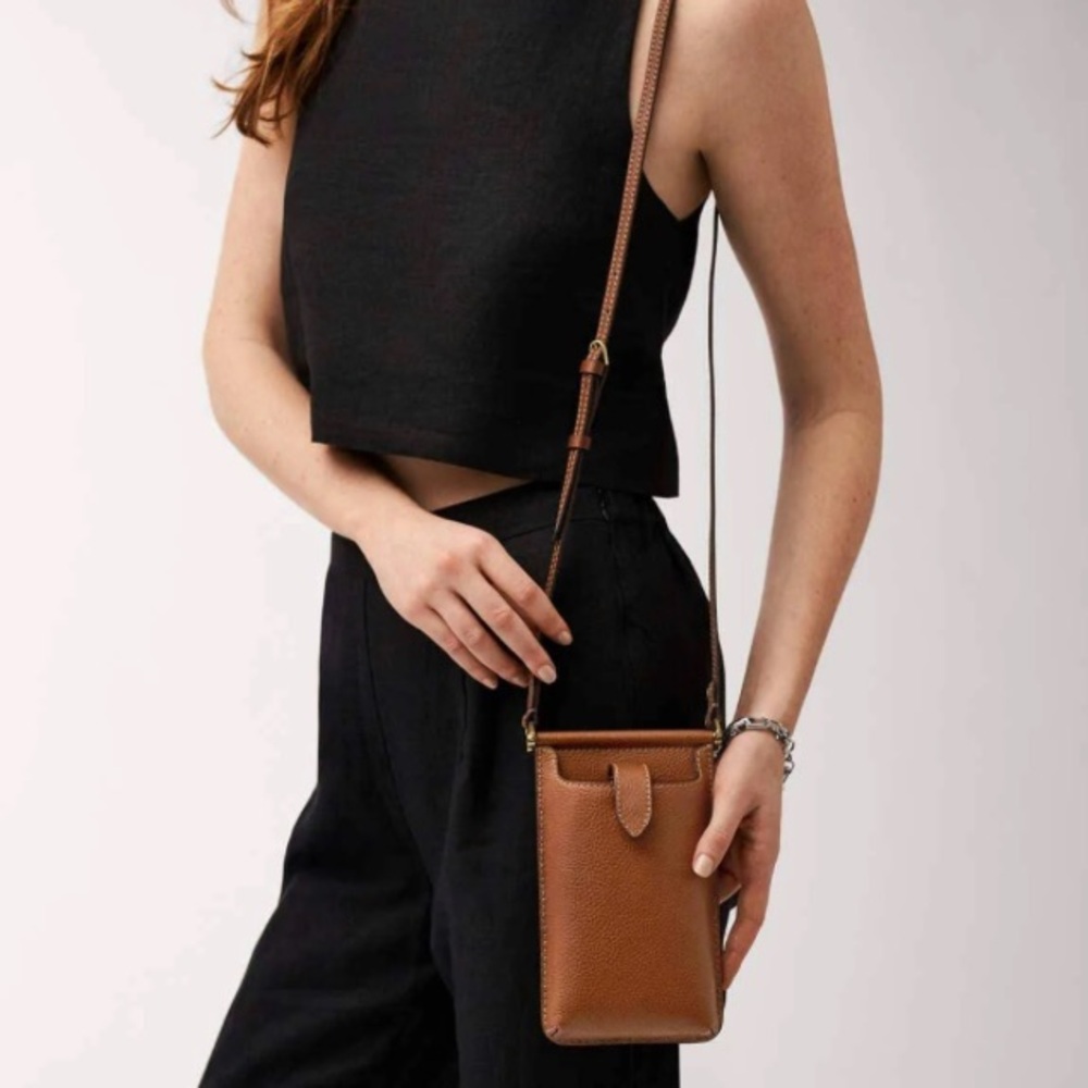 Fossil Brown Leather Crossbody Bag with Minimalist Design
Phone Bag
